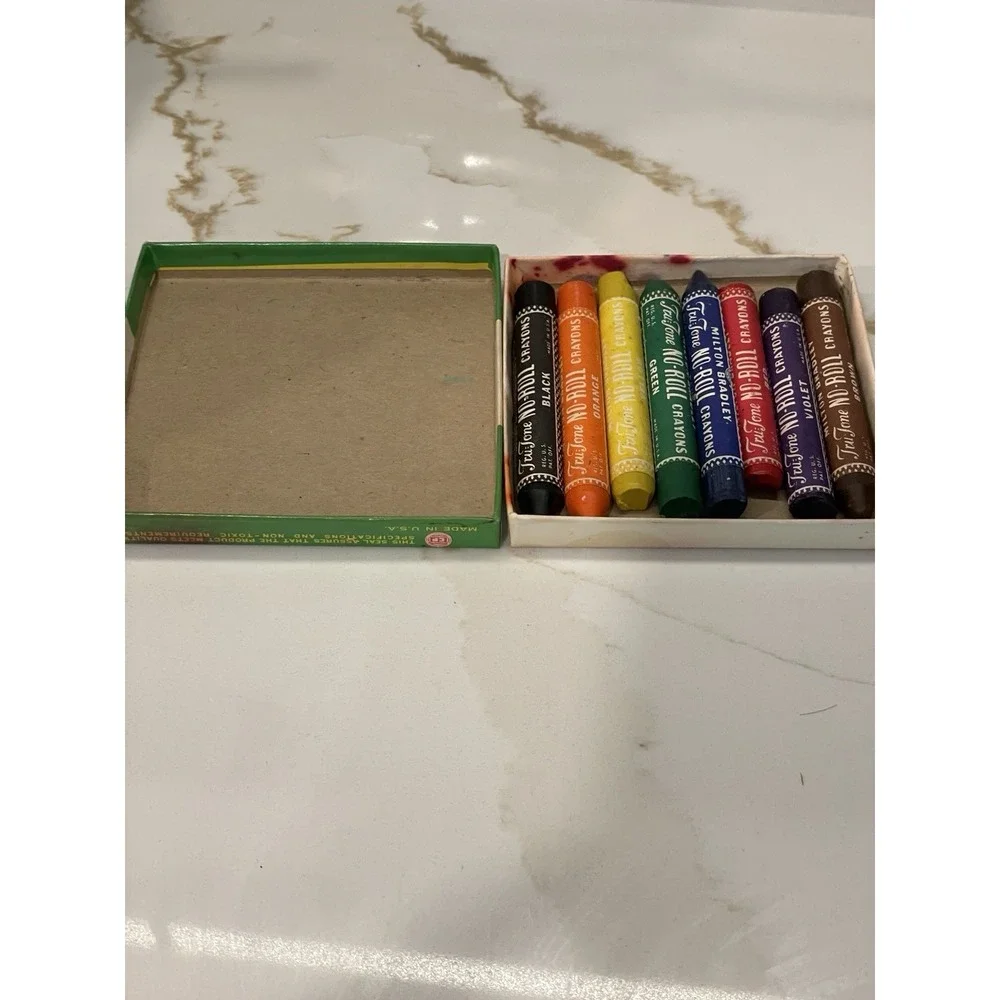 Vintage Milton Bradley‎ Tru-tone No-Roll Crayons 8 Count Lightly Used USA Box